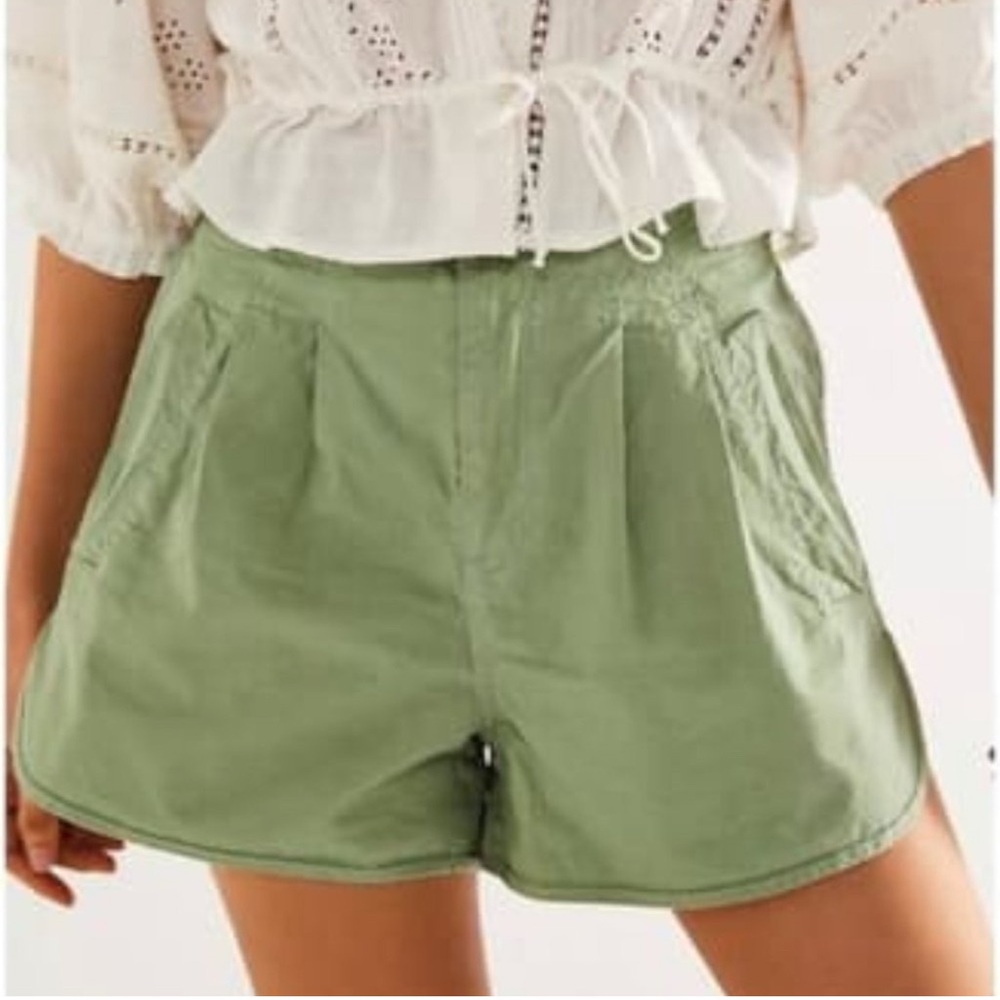 Womens Free People Green pleated shorts size M